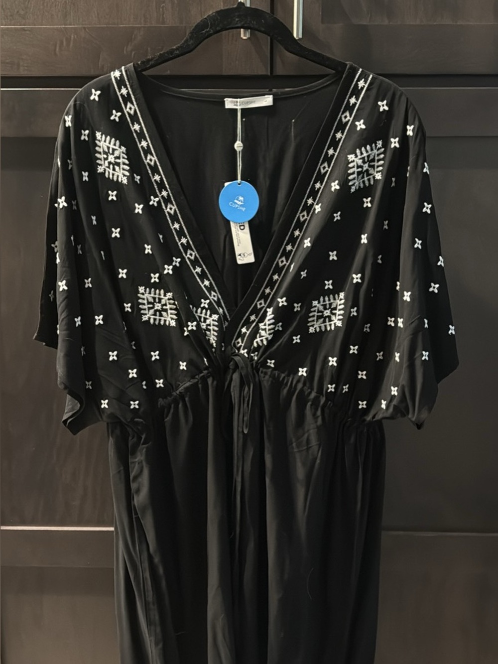 Cupshe Embroidered Black V-Neck Women's Dress with Tie Waist